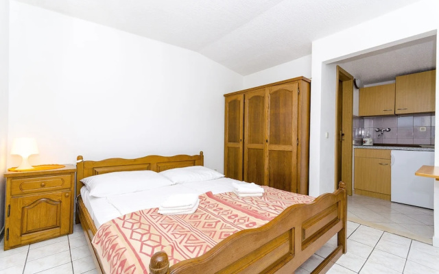 Apartments Rozalija
