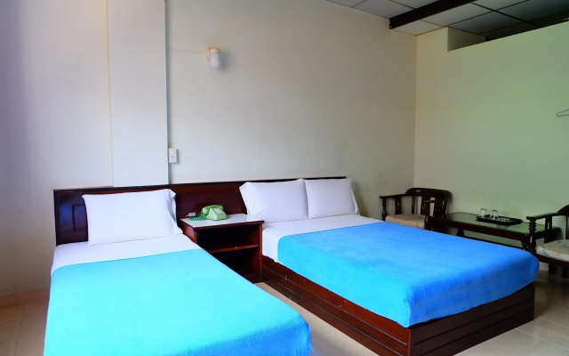 Thairungruang Backpackers Suratthani