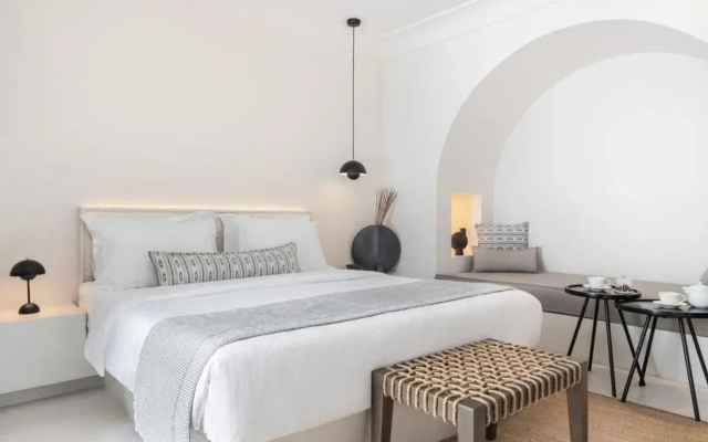 Akra Suites & Spa
