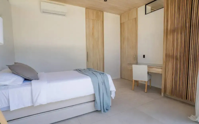 Chic 3BR Private Terrace Nature Views