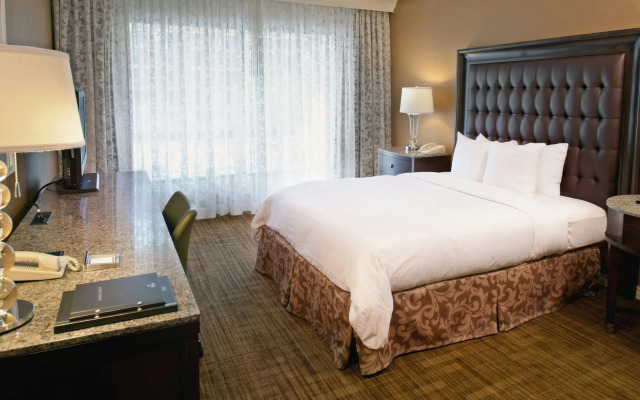 Hilton St. Louis Airport