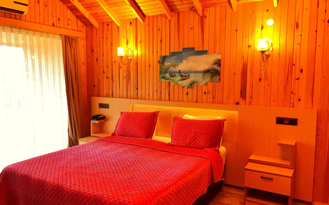 Отель Green Palace Suite 
