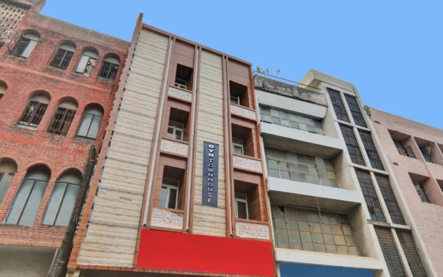 OYO Townhouse 1101 Hotel H G