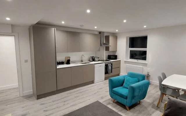 Modern 2 Bedroom Apartments - Camberley