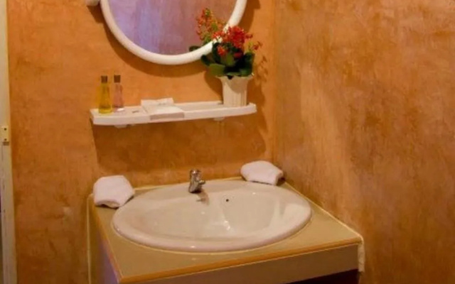 Lomrak Resort