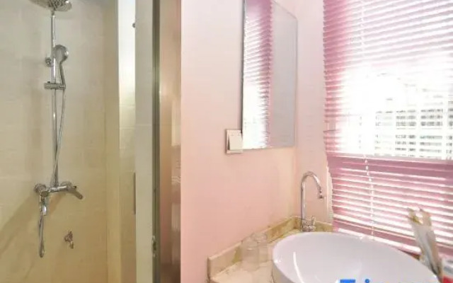 Menghai Shasha Apartment