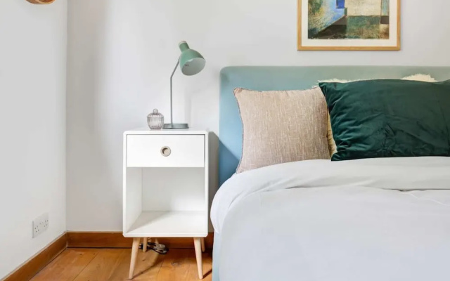 Modern Notting Hill 2 Bedroom Near Royal Oak Tube