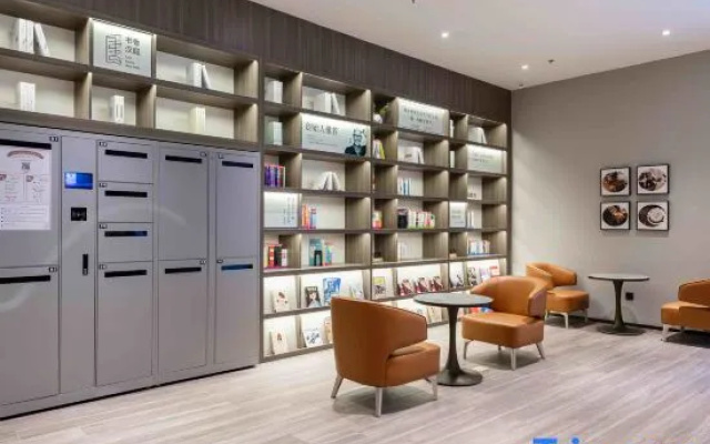 HanTing Hotel (Wuxi Hubin Commercial Street Sports Center)