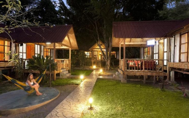Gad Gha Kum - El Mensajero Lodge