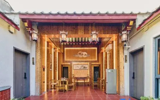 Yayun Courtyard (Chaozhou Ancient City Paifang Street West Road Branch)