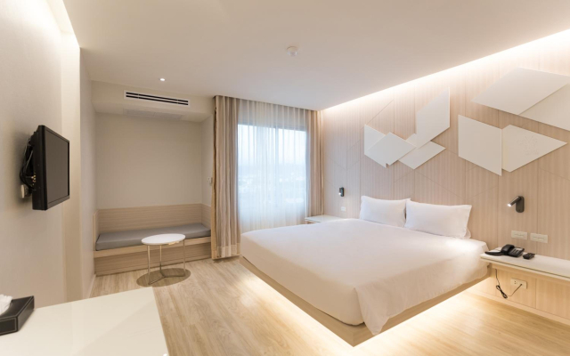 Crystal Hotel Hat Yai