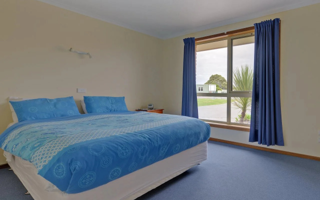 All Inn Strahan Holiday Units