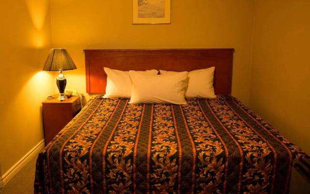 Silverstar Motel