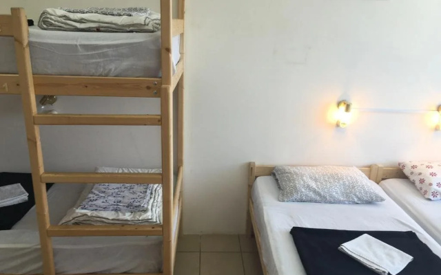 Pechki Lavochki Hostel
