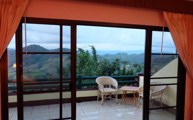 Maesalong Villa