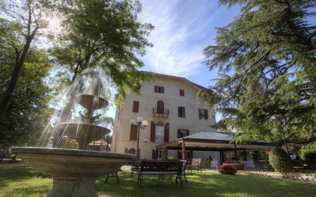 Отель Villa Quiete Монтекассино вид на фасад