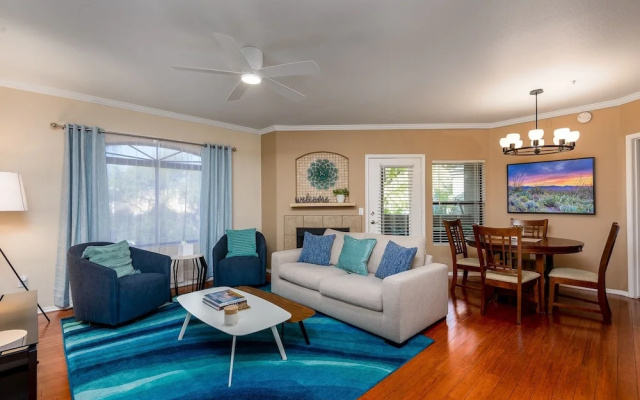 Villa Acacia 2 Bedroom Condo by RedAwning