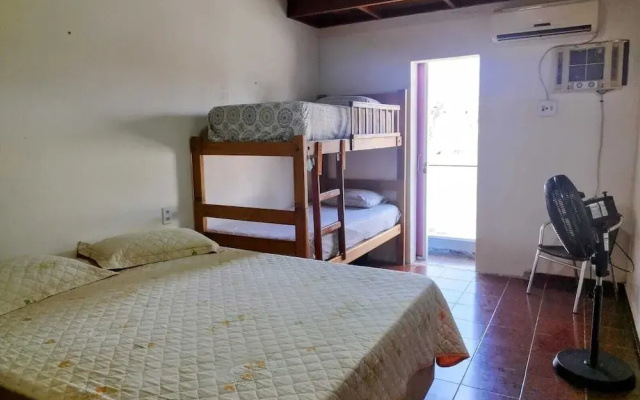 Casa com Piscina 50000 lts Área Gourmet