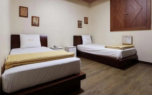 Goodstay New Rivera Motel