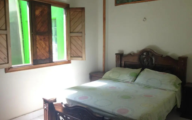 Hostal pelikan taganga
