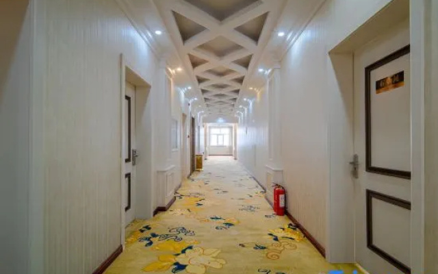 Erguna Monyuan Hotel