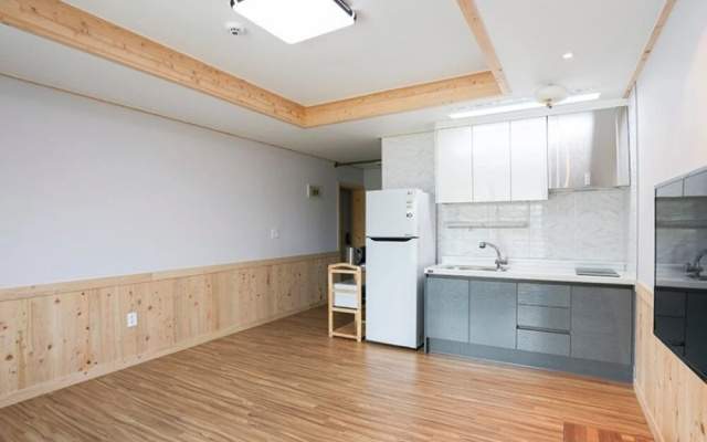 Yeonggwang Beach Central Pension(영광 해변중앙펜션)