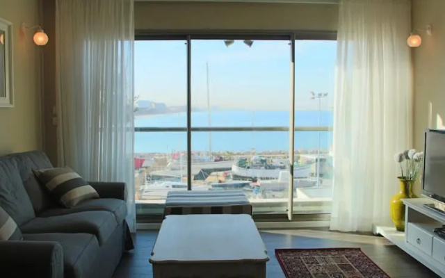 Lilis Place Garden Apartment at The Marina Village