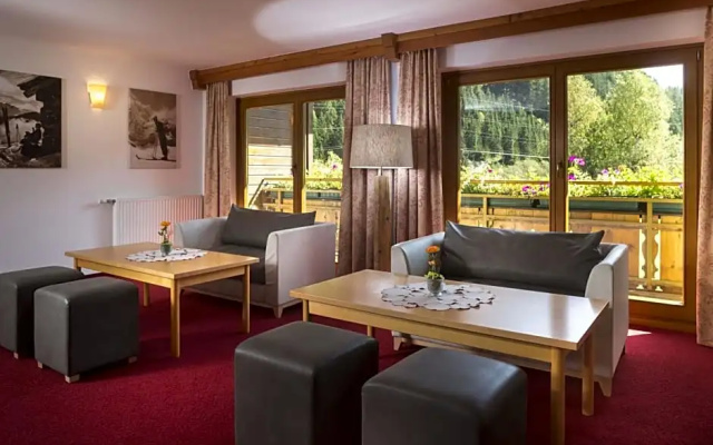 Alpenhotel Badmeister