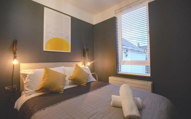 Yellow Hive Boutique Stay Apt 2 (Adults Only)