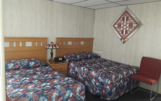 Suitcase Motel & Travel