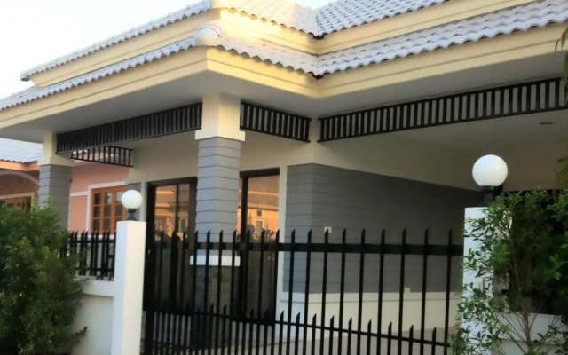 Hua Hin Paradise Villa 410