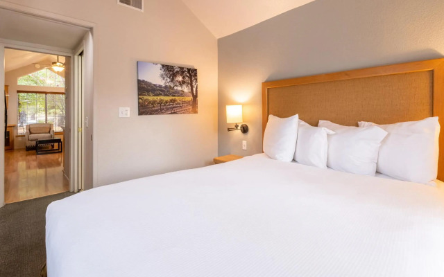 RiverPointe Napa Valley Resort