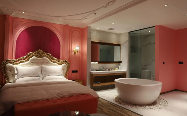 Deep Blue Art Hotel