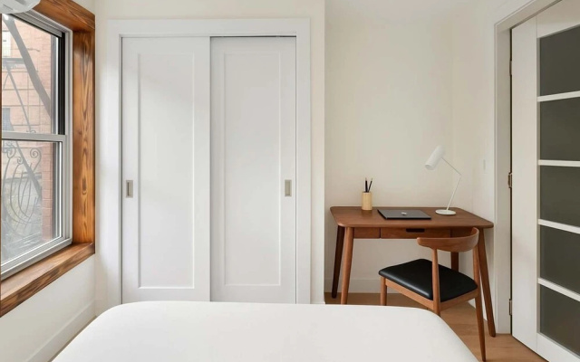 22-4a Sleek Modern 1BR Gramercy