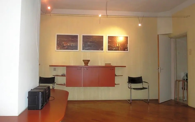 Franks Tango Hostel