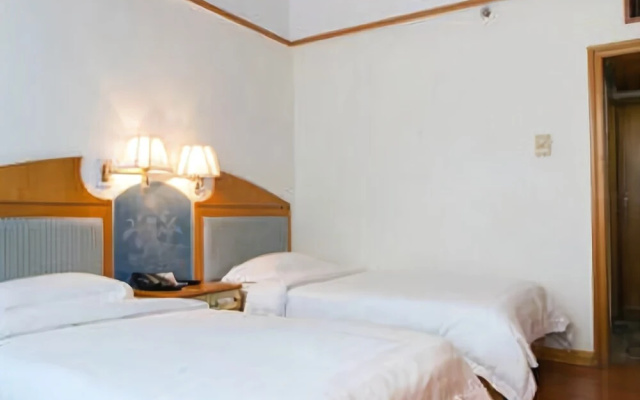 Yuhai Hotspring Hotel - Haikou