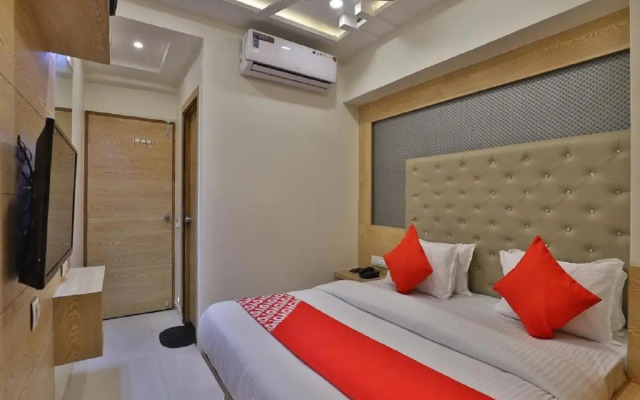 Hotel Acme by Sky Stays