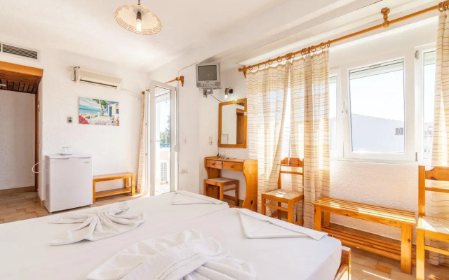 Paris Beach Hotel