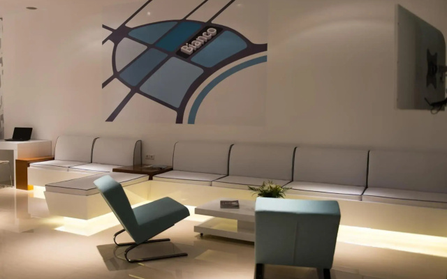 Bianco Hotel