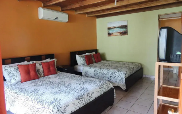 Hotel Las Flores
