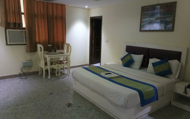 Airport Hotel The Paramont