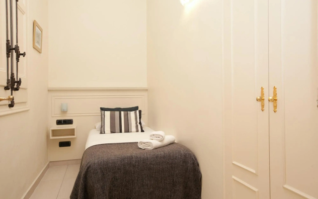 GAUDIR 1 · Apartment next to Pg de Gracia
