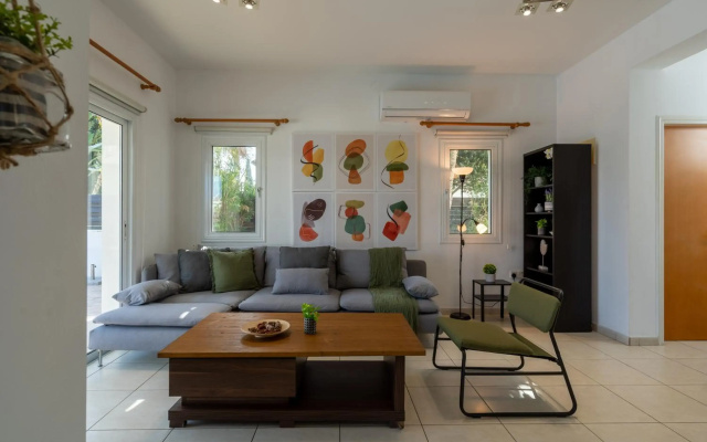 Casa Yasmina-3-Bedroom Villa in Protaras