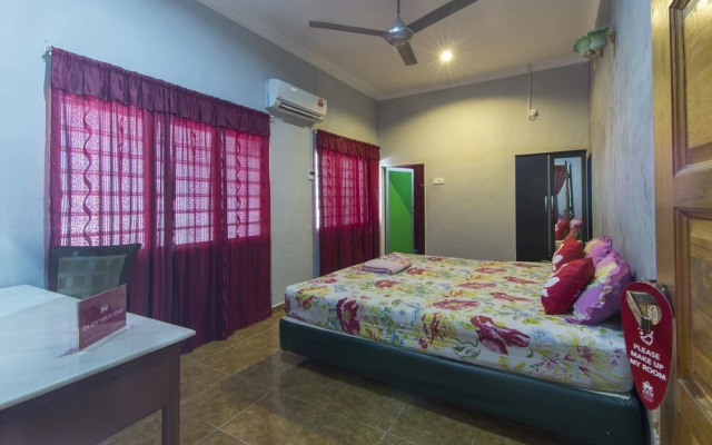 ZEN Home Nabil Nabila Homestay