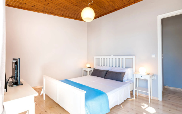 Tsonas Apartments
