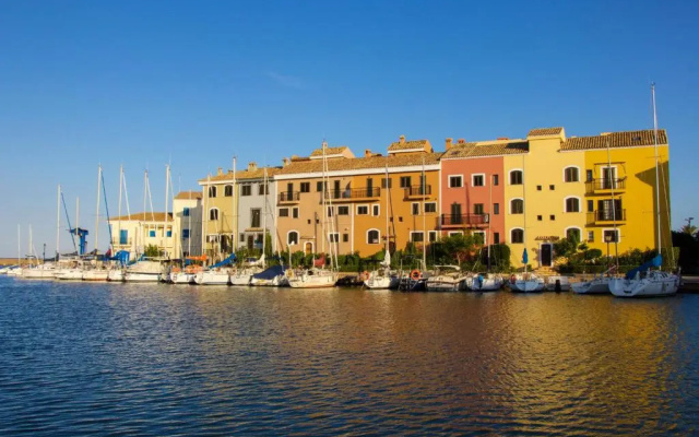 Valencia Port Saplaya Apartamentos