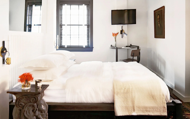 Neptune, an Ash Hotel