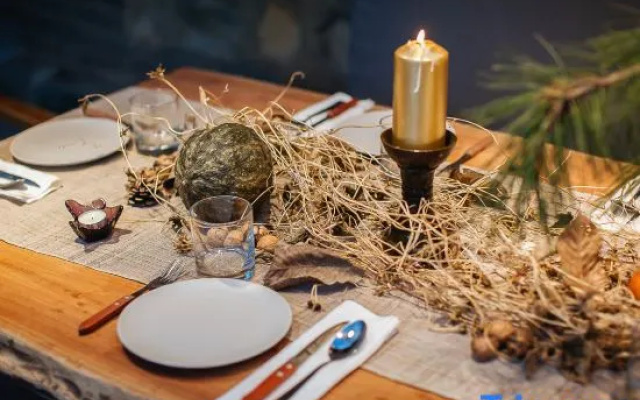 Long Table Inn