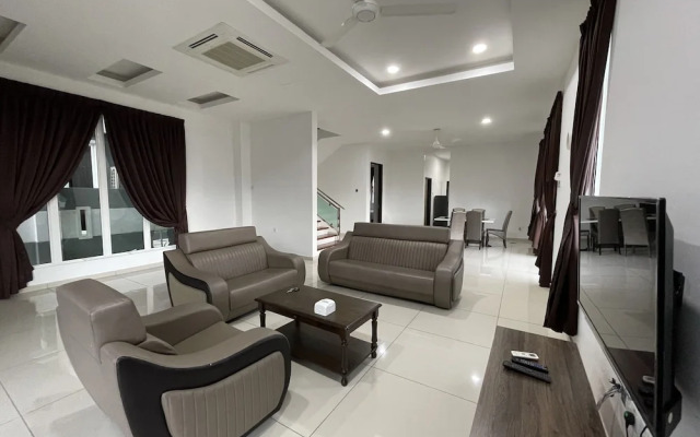 Alpine PD Taman Kiara 2 Homestay