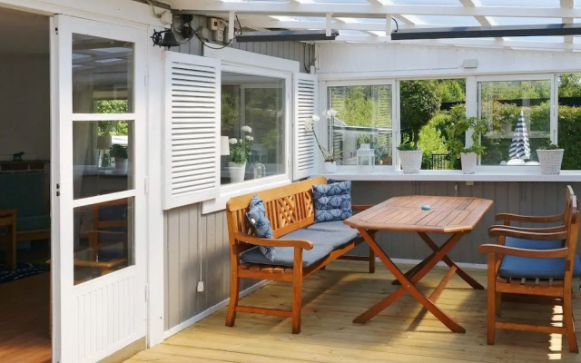 6 Person Holiday Home in Loderup